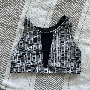 Victoria secret sports bra